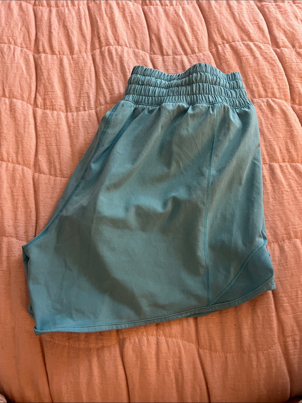 lululemon athletica Aqua Blue Women's Running Shorts Hotty Hots Low Rise 4" - Picture 4 of 5